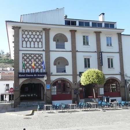 Hotel Sierra De Аракена Екстериор снимка